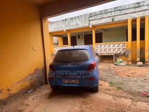 Toyota Vitz 2010 Blue