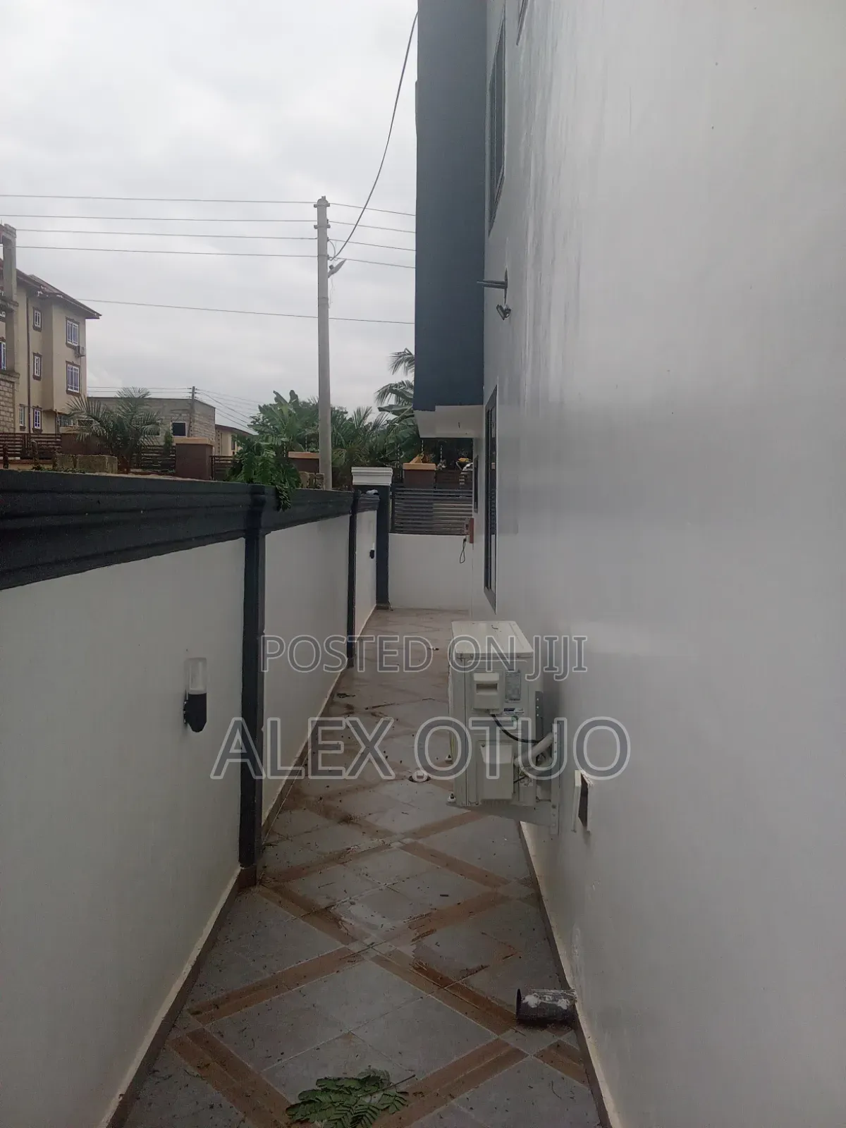 4bdrm House in Alex Otuo Properties, Asokore Mampong Municipal for sale