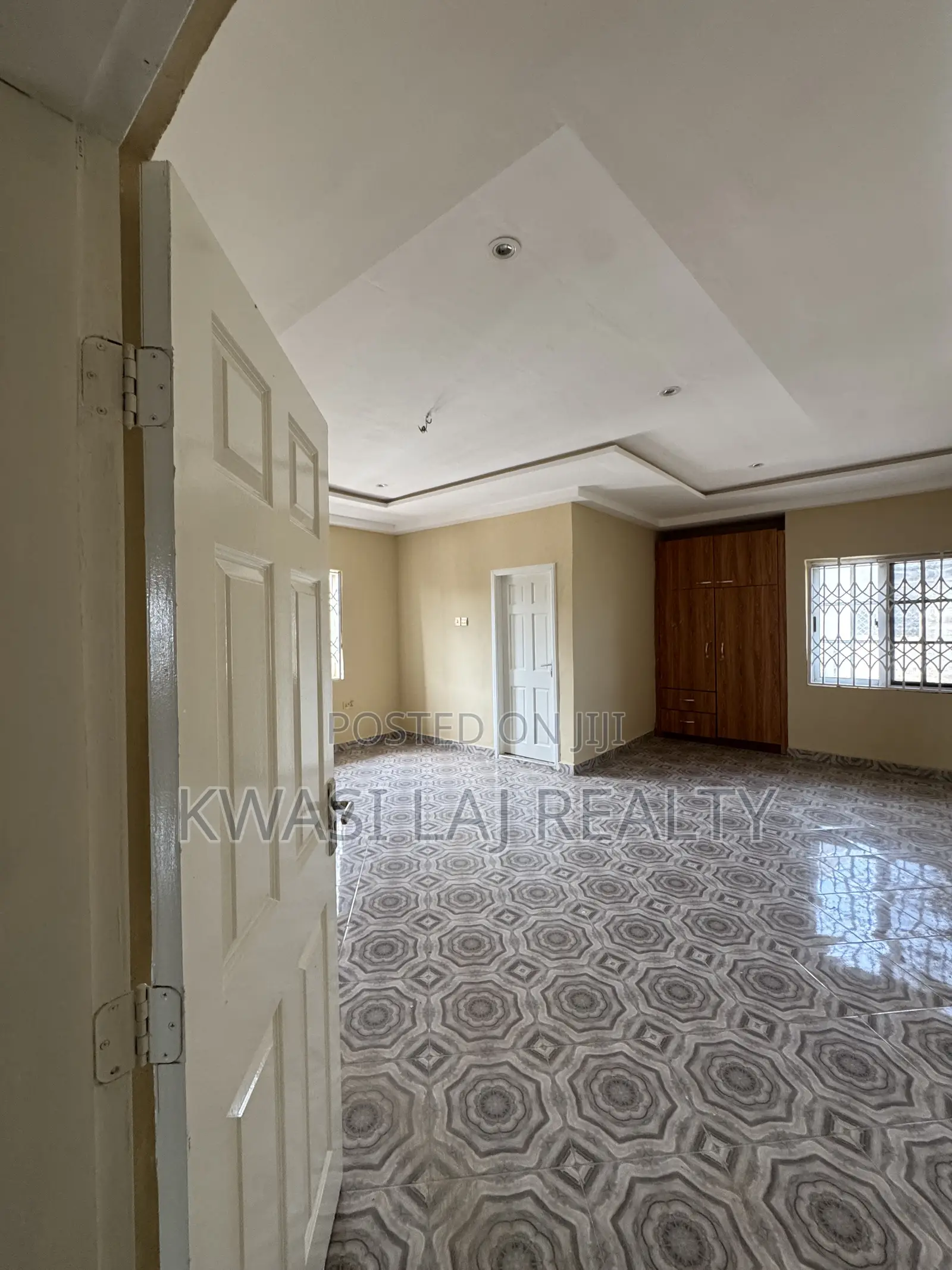 2bdrm Apartment in Redtop, Weija for rent