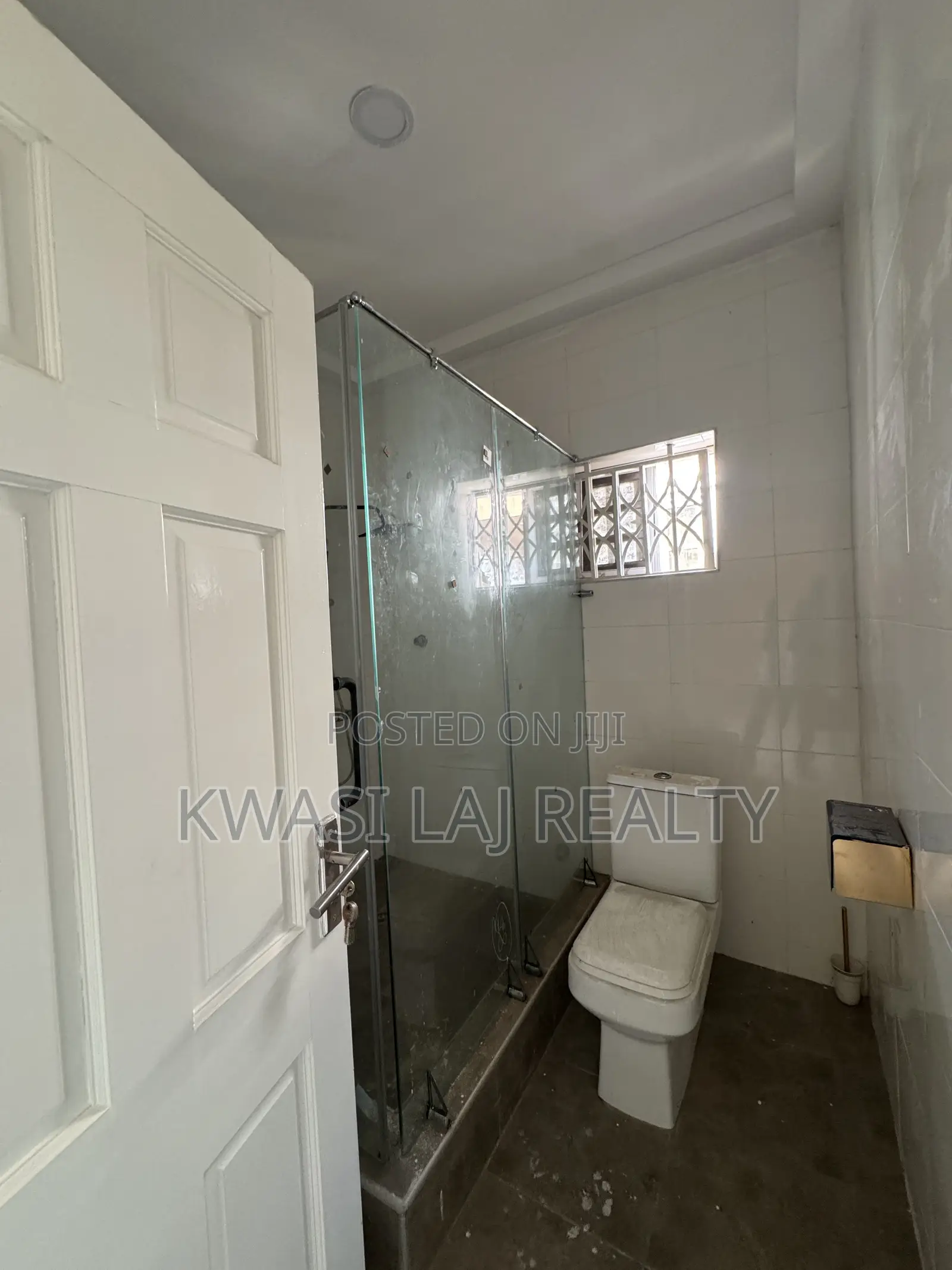 2bdrm Apartment in Redtop, Weija for rent