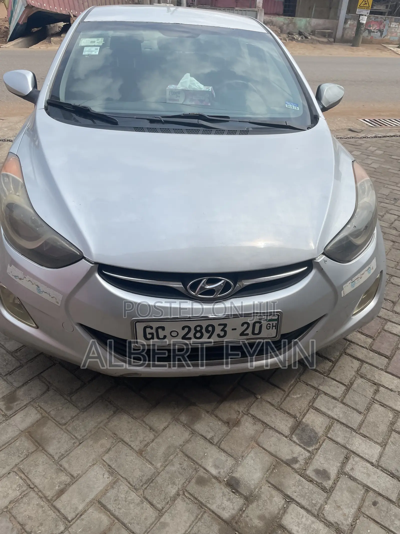 Hyundai Elantra 2011 Silver