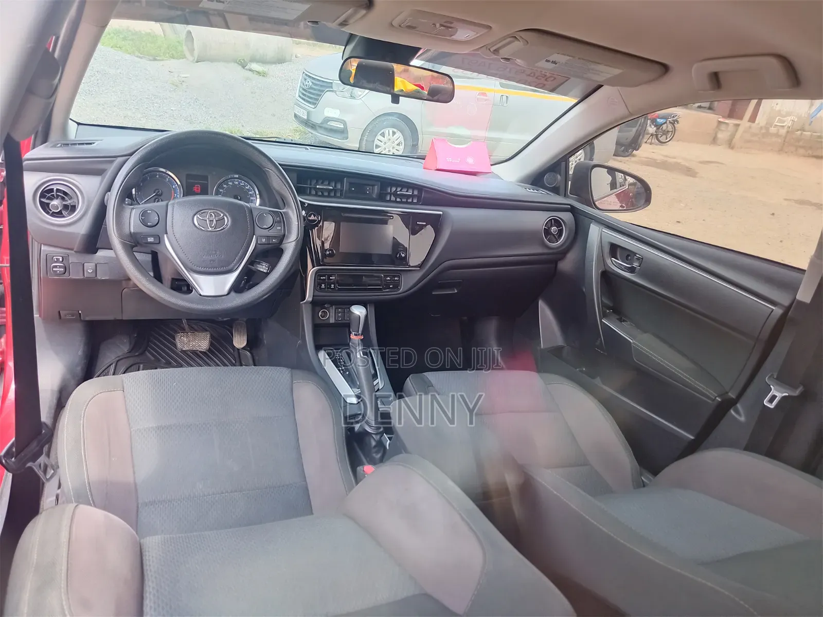 Toyota Corolla 2018 Red