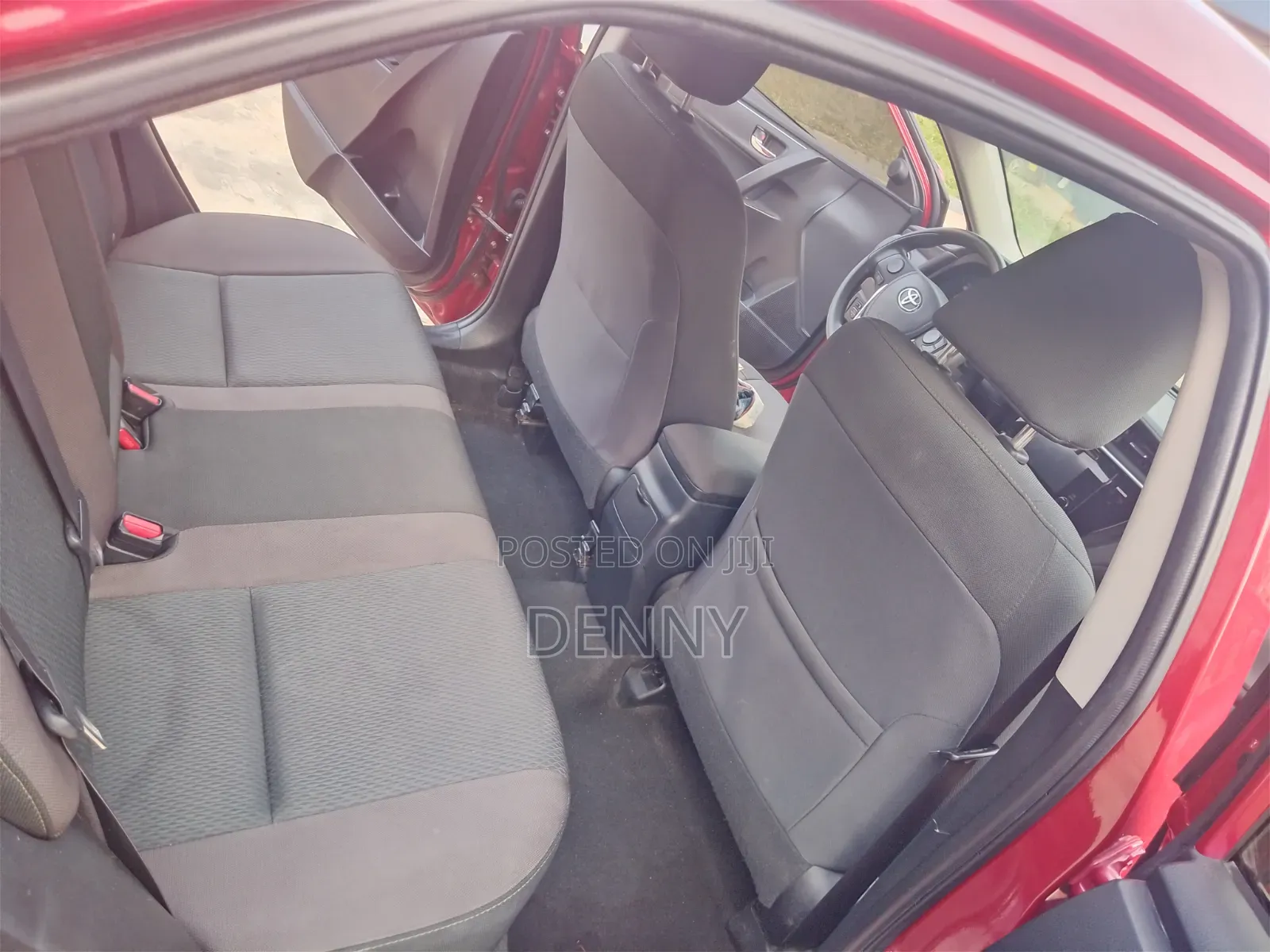 Toyota Corolla 2018 Red