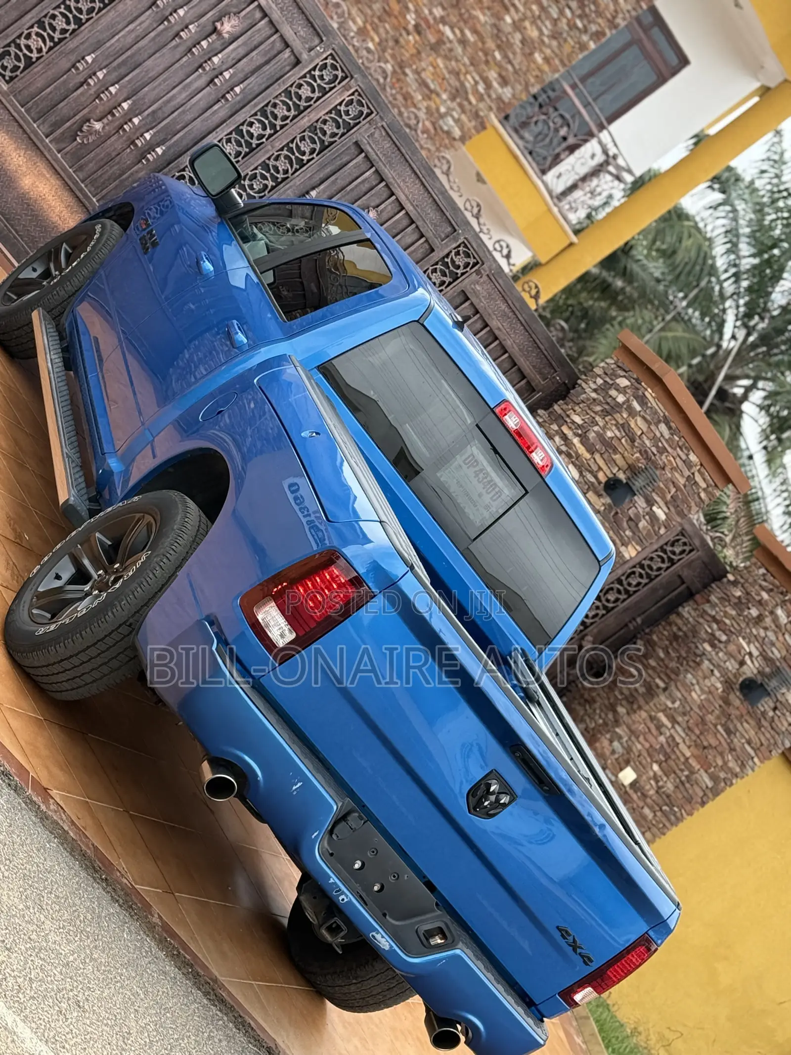 Dodge RAM 1500 5.7 Petrol RWD 2018 Blue