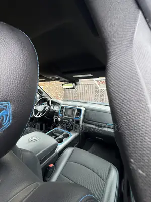 Dodge RAM 1500 5.7 Petrol RWD 2018 Blue