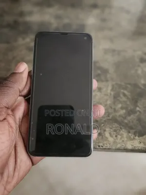Samsung Galaxy S10e 128 GB Blue