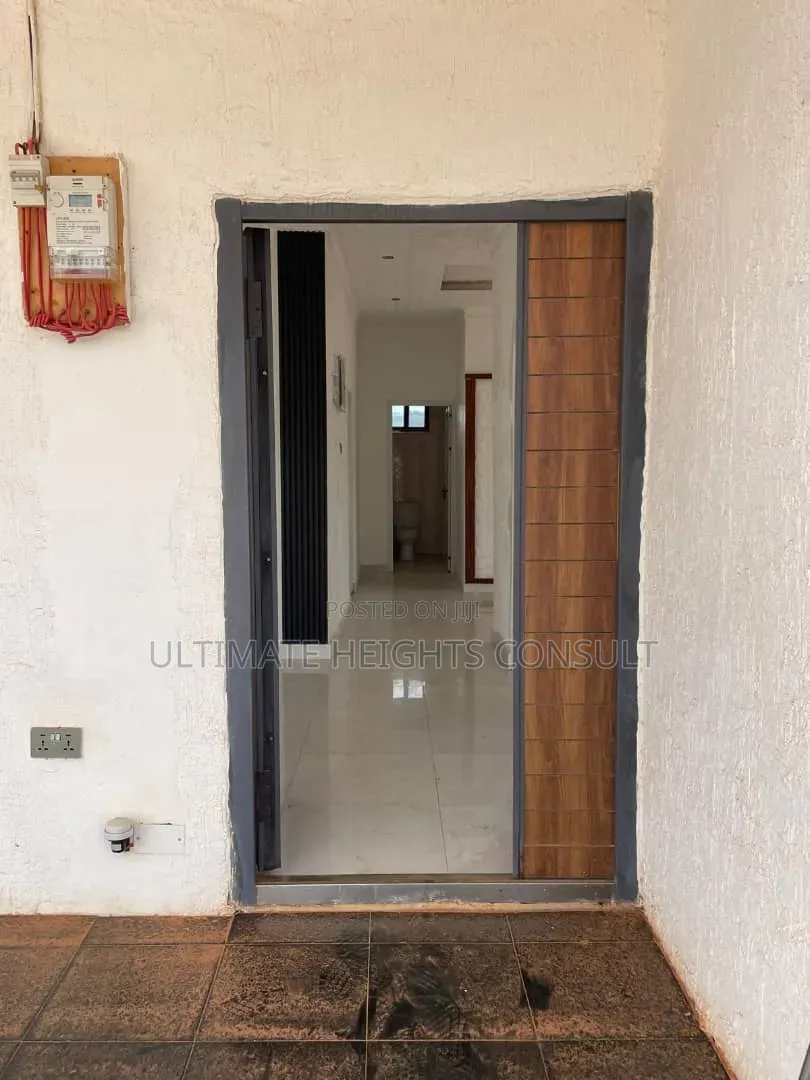 2bdrm House in Oyarifa for sale