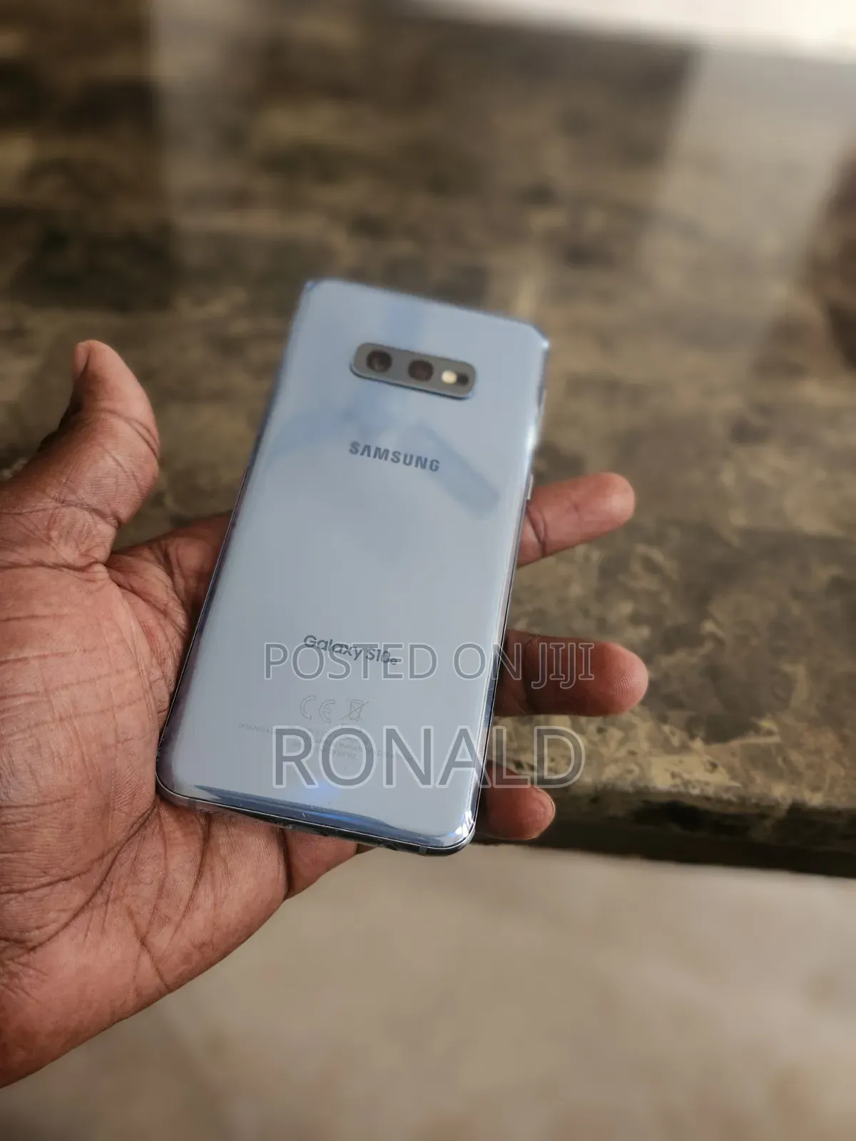 Samsung Galaxy S10e 128 GB Blue
