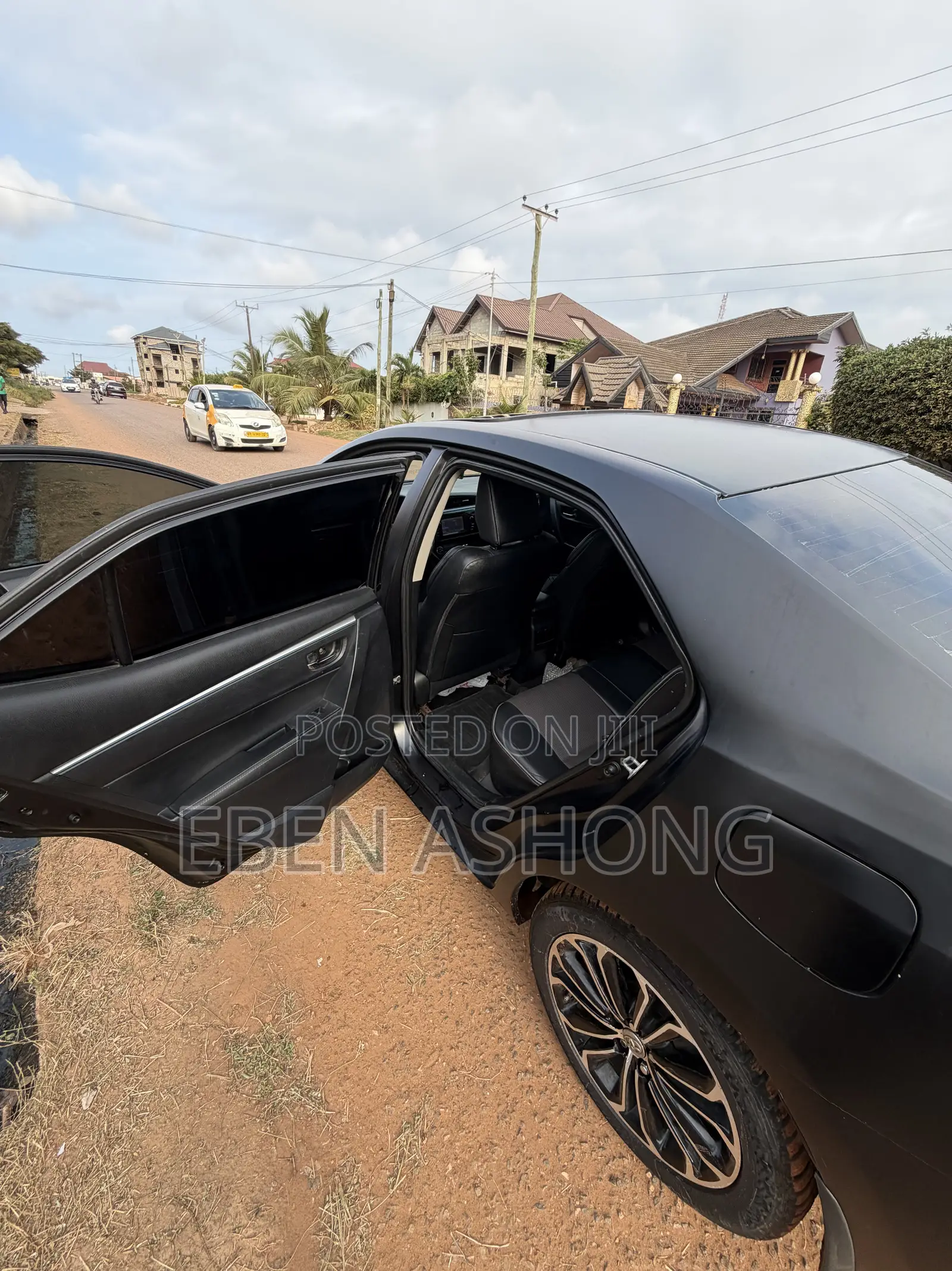 Toyota Corolla S 4dr Sedan (1.8L 4cyl CVT) 2015 Matt Black