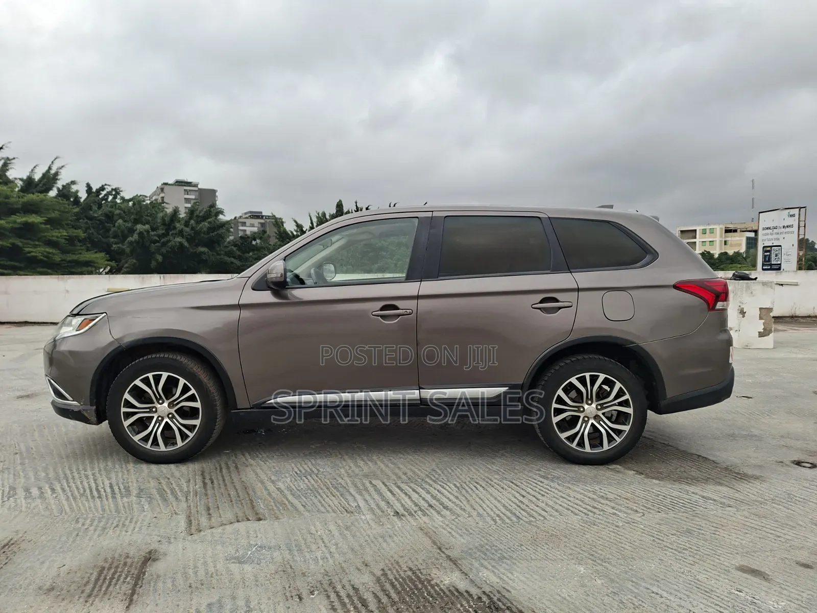 Mitsubishi Outlander 2017 Gray
