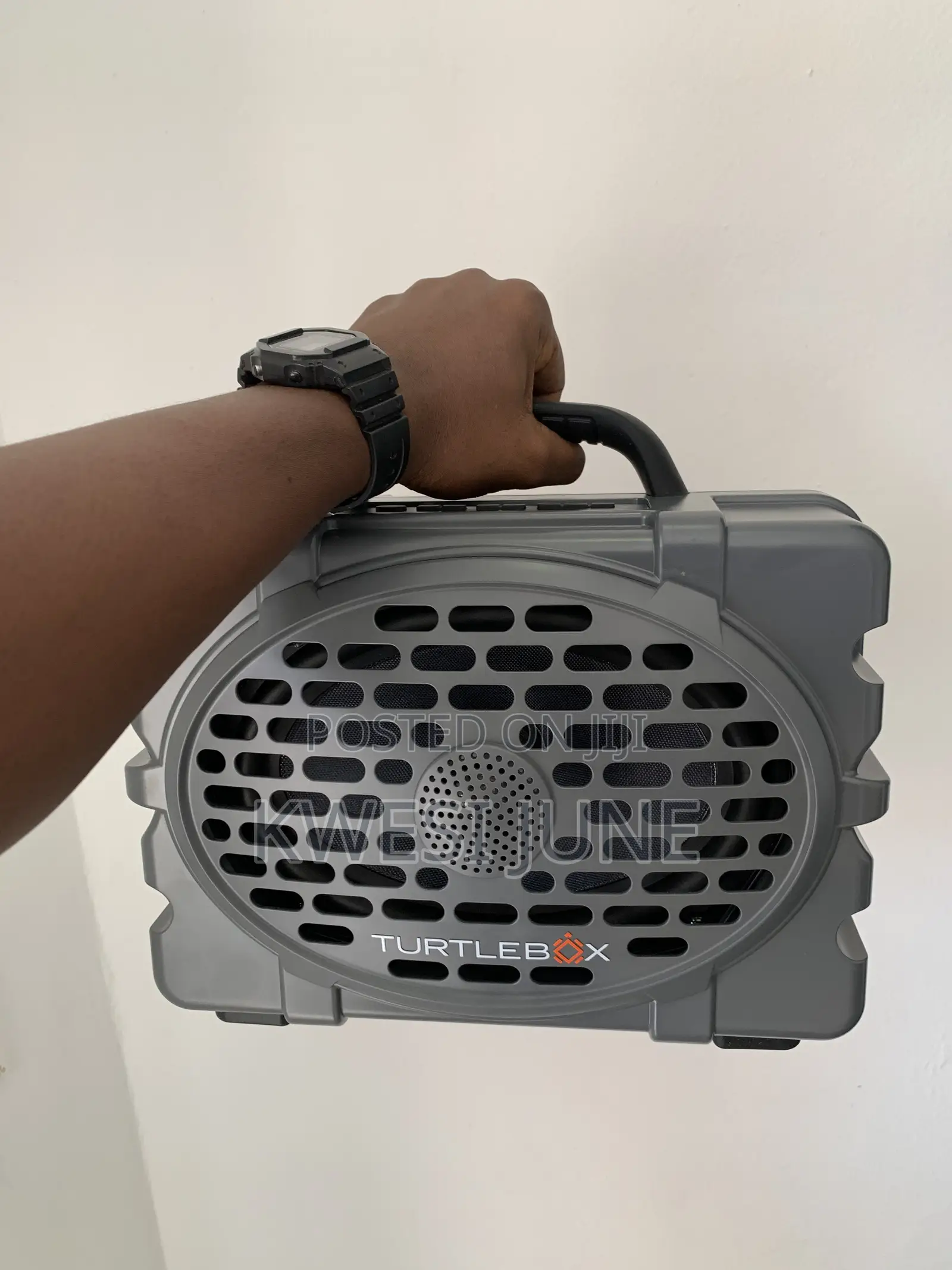 Turtle Box Outdoor Bluetooth Speaker
