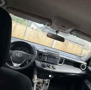 Toyota RAV4 2016 Red