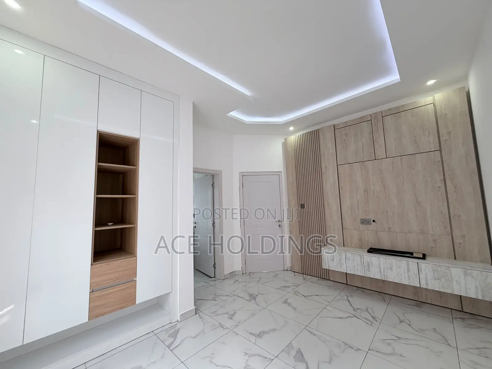 4bdrm Mansion in Nanakrom, School Junction for sale