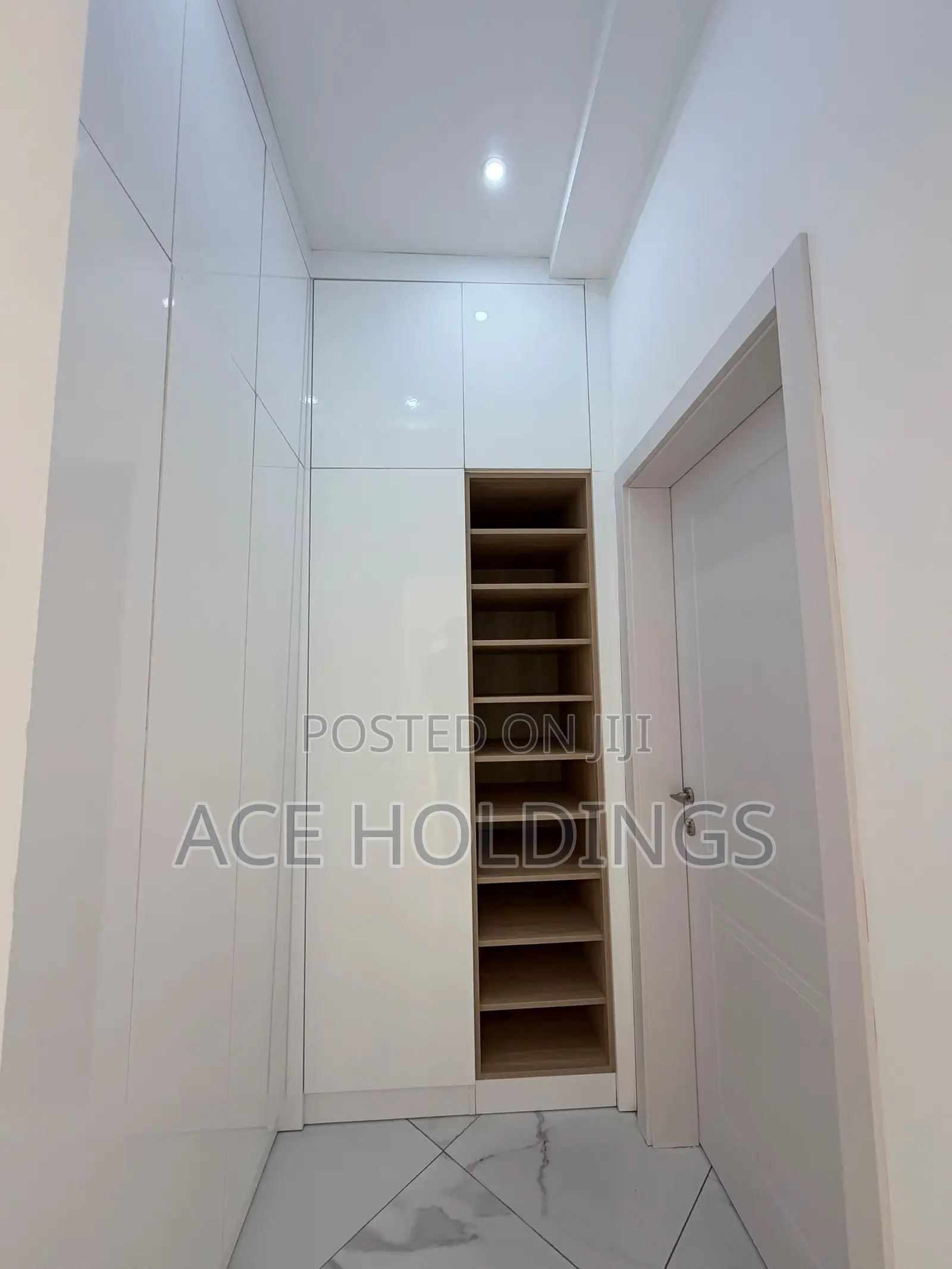 4bdrm Mansion in Nanakrom, School Junction for sale