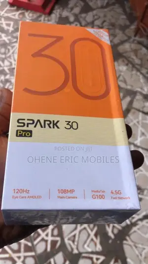New Tecno Spark 30 Pro 256 GB Gold