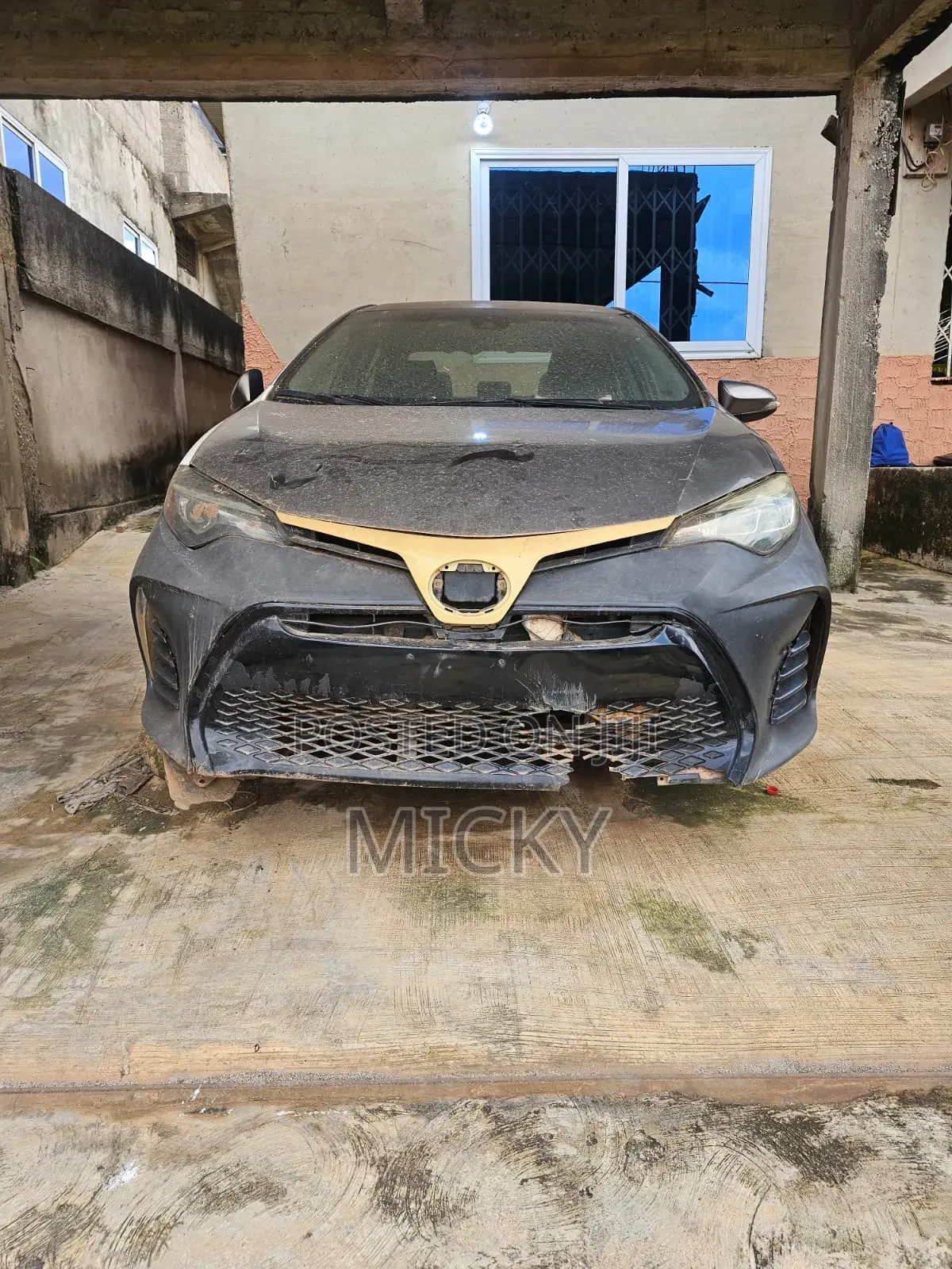 Toyota Corolla 2017 Gray