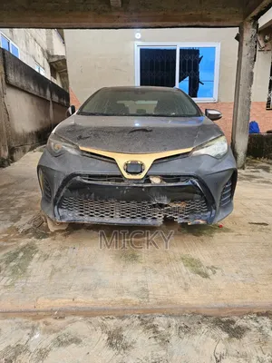 Toyota Corolla 2017 Gray