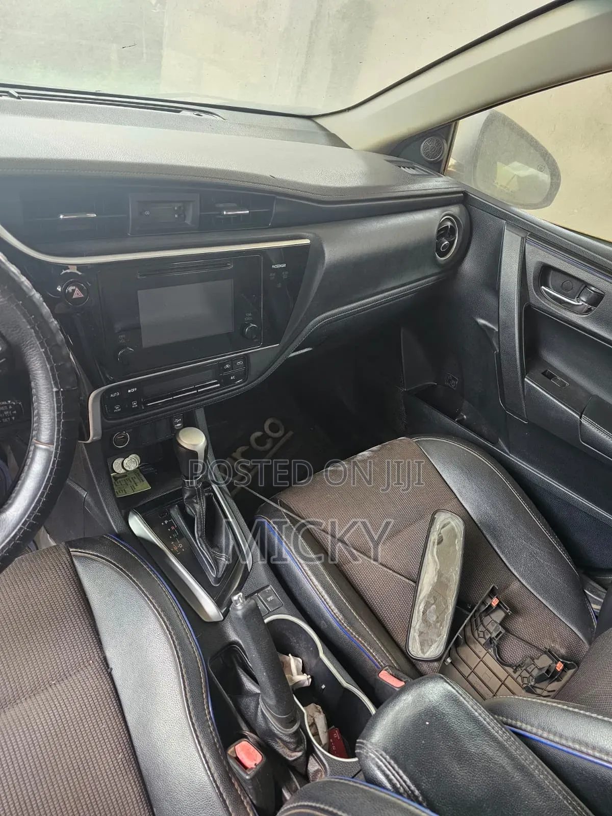 Toyota Corolla 2017 Gray