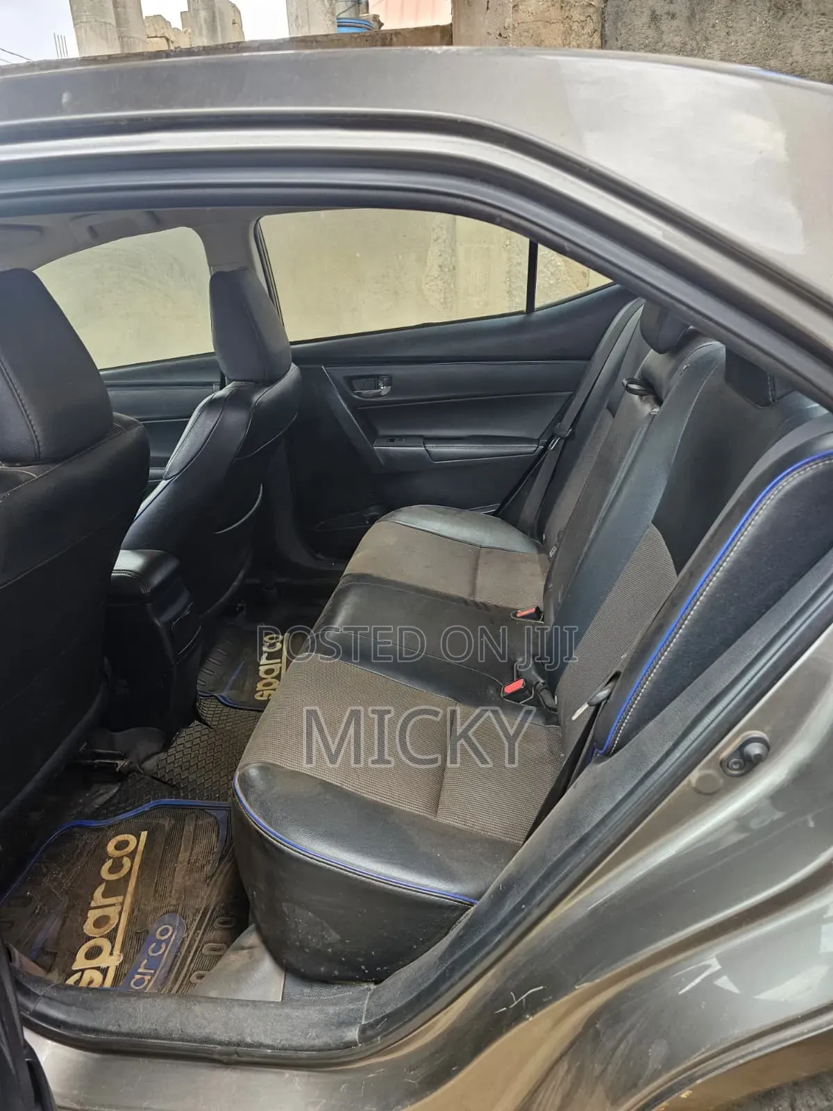 Toyota Corolla 2017 Gray