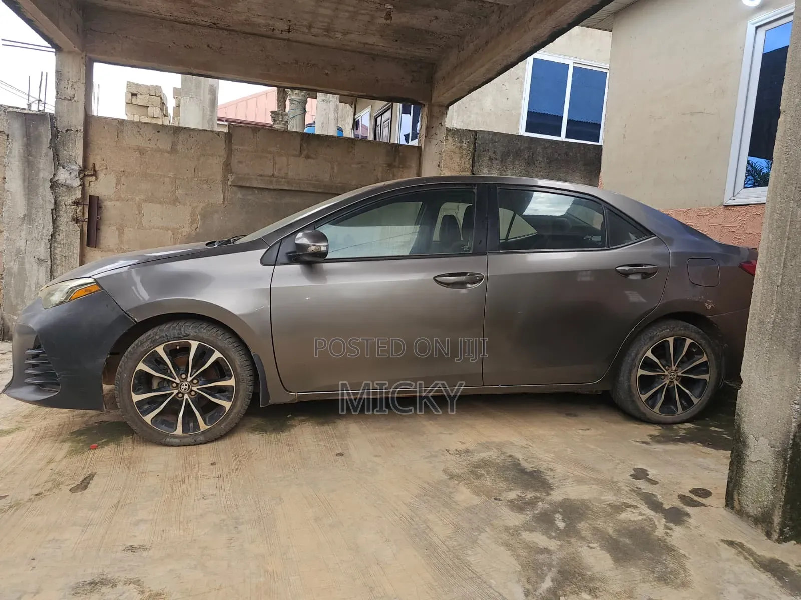 Toyota Corolla 2017 Gray