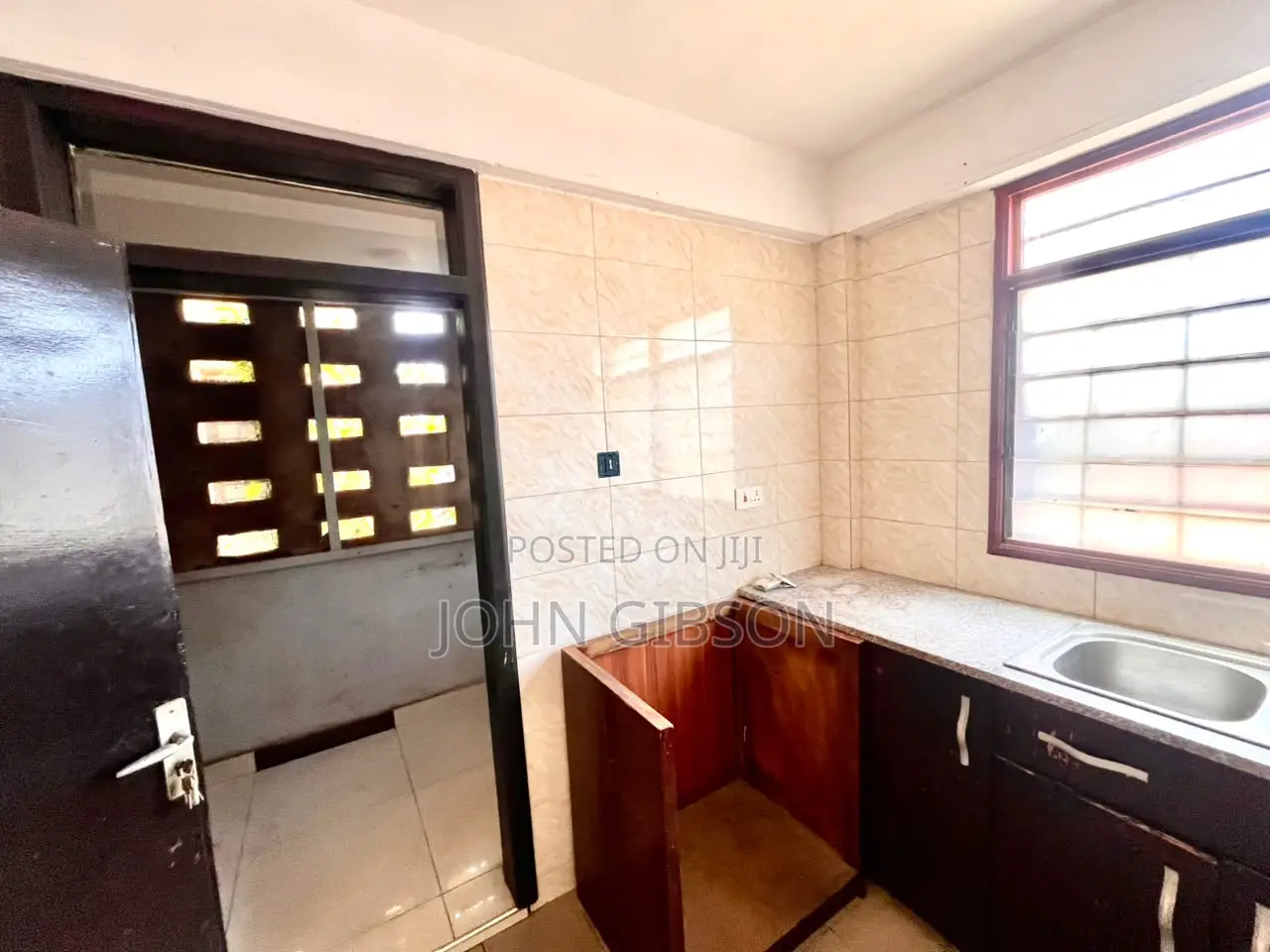 3bdrm Apartment in 3 Bedroom Apartment, SSNIT Flats for sale