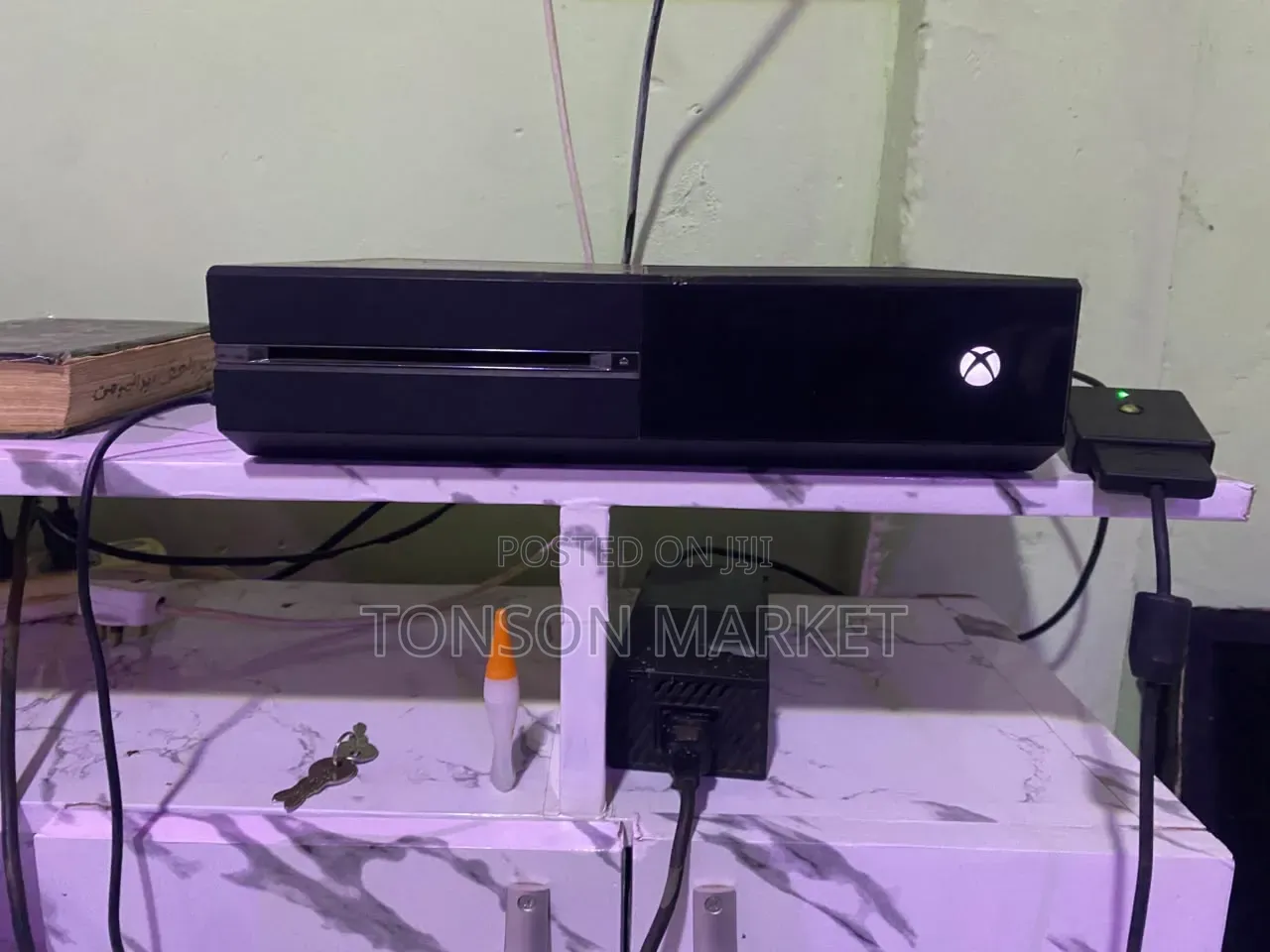 Xbox One 2 Controllers 12 Games