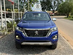 Peugeot Landtrek 2.4 Petrol Single Cab AWD 2023 Blue
