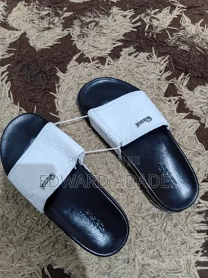 Gucci Fashionable Slide Sandals