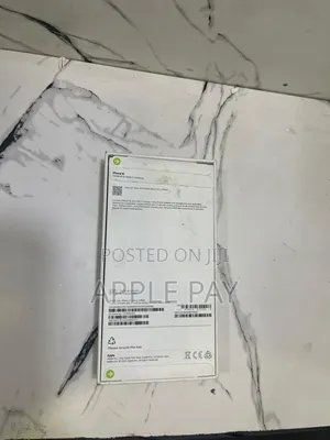 New Apple iPhone 16 128 GB Black