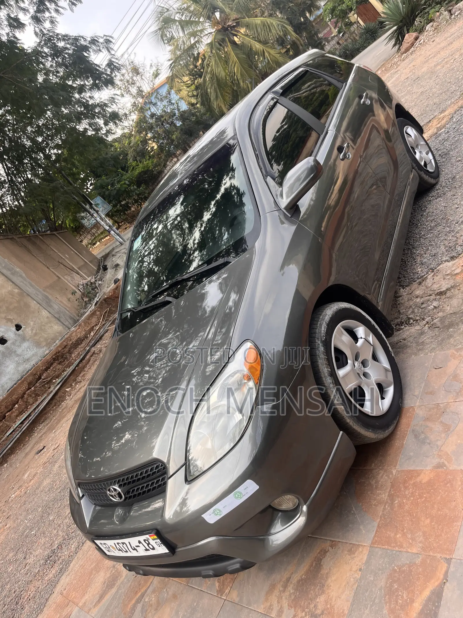 Toyota Matrix Hatchback FWD (1.8L 4cyl 5M) 2008 Gray