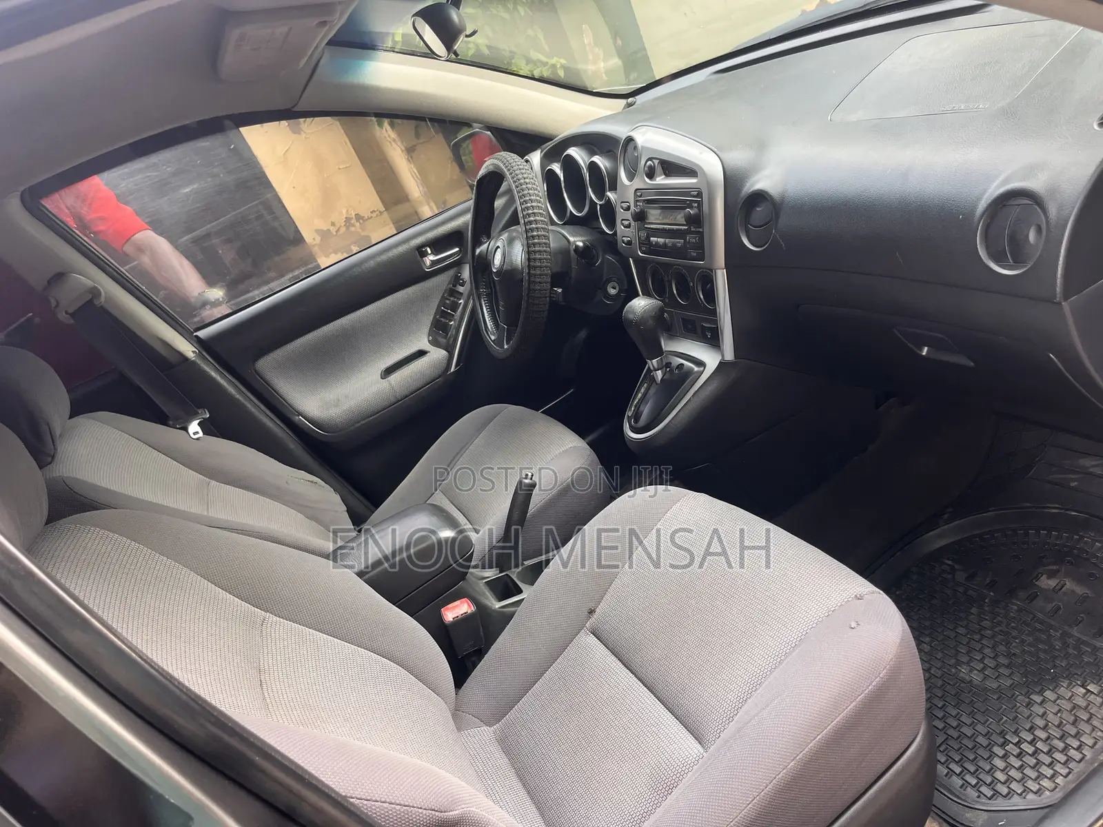 Toyota Matrix Hatchback FWD (1.8L 4cyl 5M) 2008 Gray