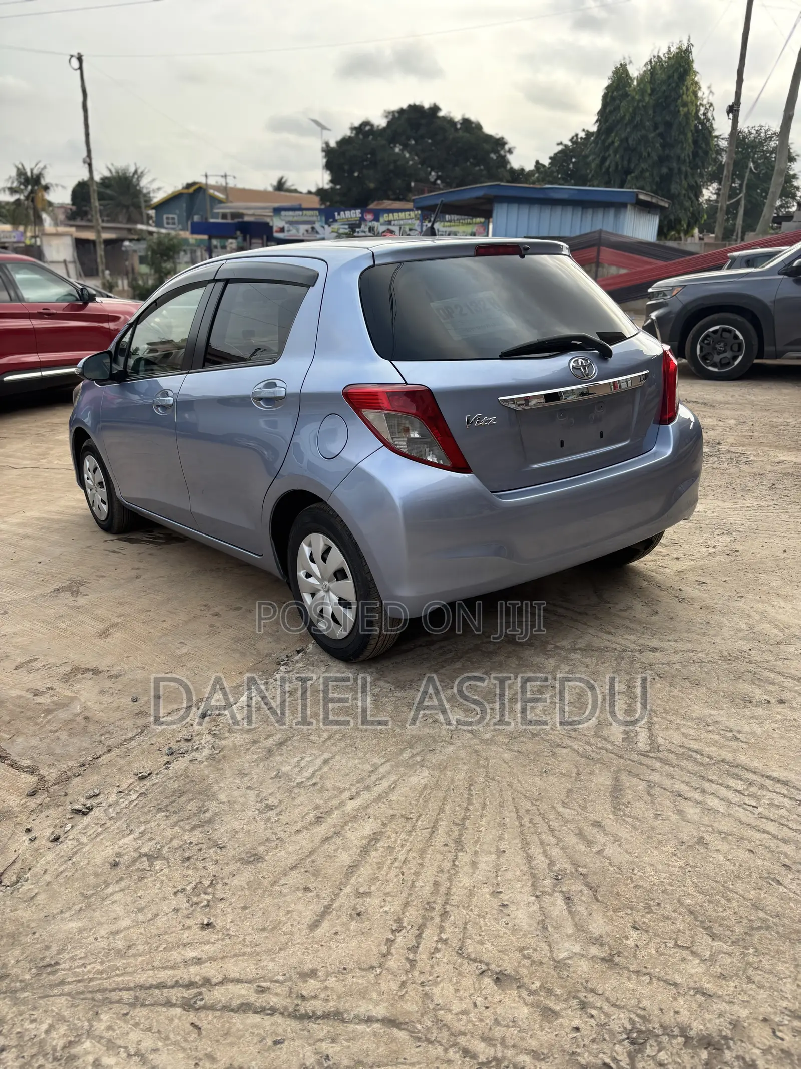 Toyota Vitz 1.3 AWD 3dr 2013 Blue