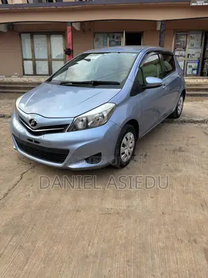 Toyota Vitz 1.3 AWD 3dr 2013 Blue