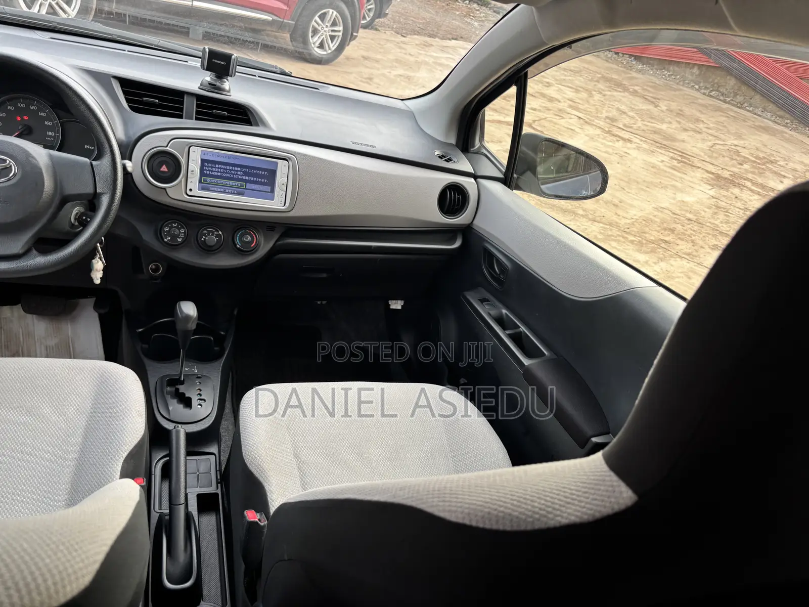 Toyota Vitz 1.3 AWD 3dr 2013 Blue