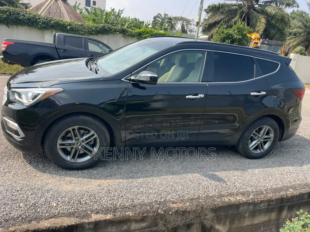 Hyundai Santa Fe 2018 Black