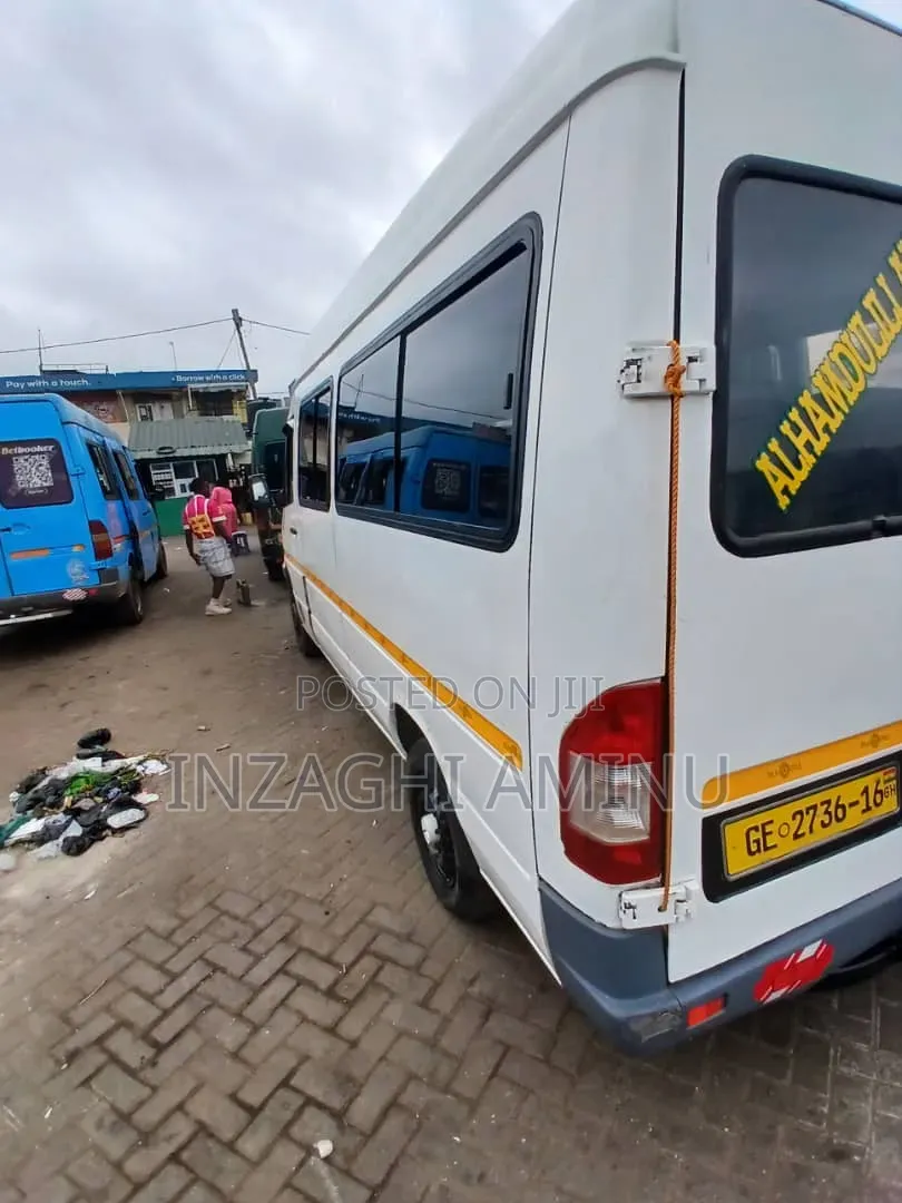 Mercedes-Benz Sprinter 2009 White