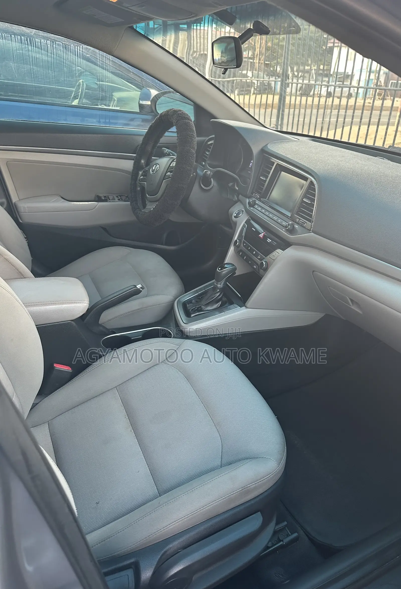 Hyundai Elantra ECO Sedan FWD (1.4L 4cyl 7A) 2017 Gray