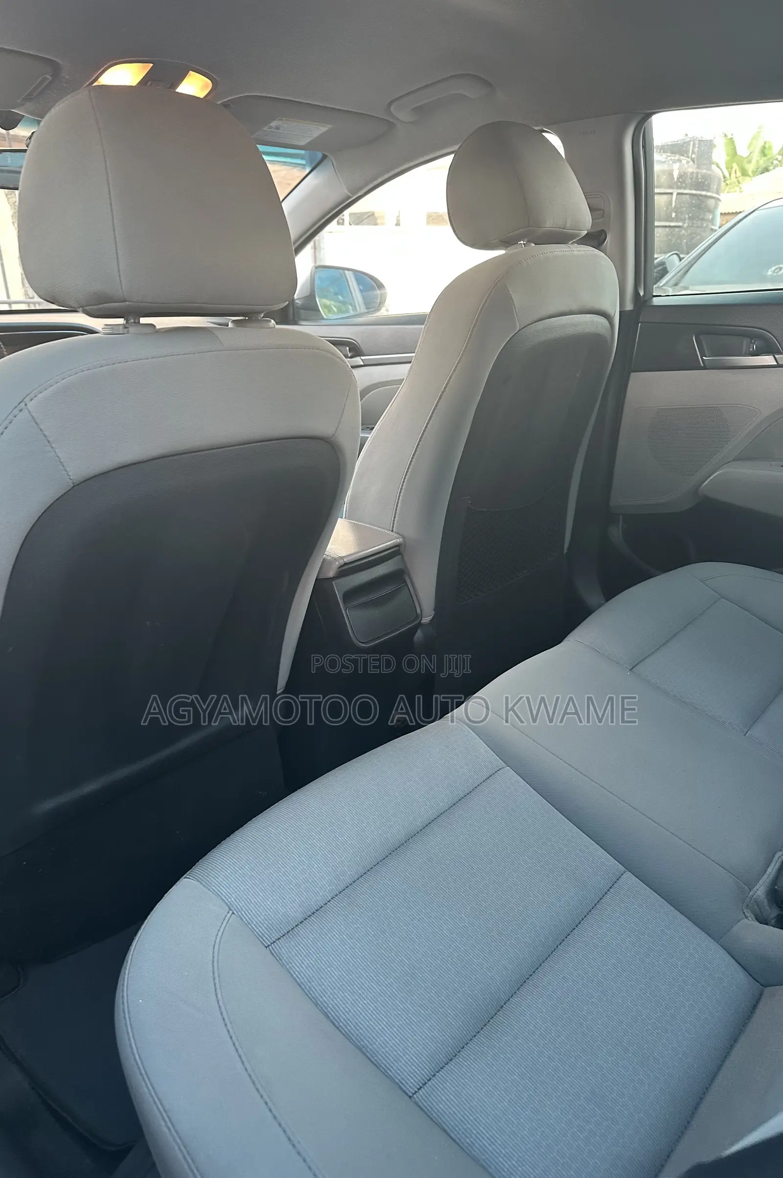 Hyundai Elantra ECO Sedan FWD (1.4L 4cyl 7A) 2017 Gray