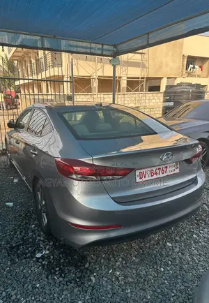 Hyundai Elantra ECO Sedan FWD (1.4L 4cyl 7A) 2017 Gray