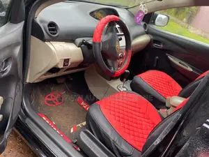 Toyota Vitz 2011 Black