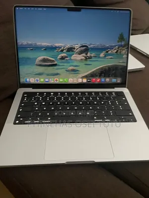 Laptop Apple MacBook Pro 2021 M1 16GB Apple M1 Pro SSD 512GB