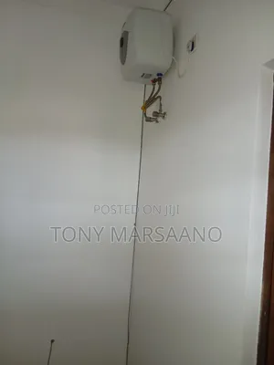 2bdrm Apartment in Haatso, Papao for rent