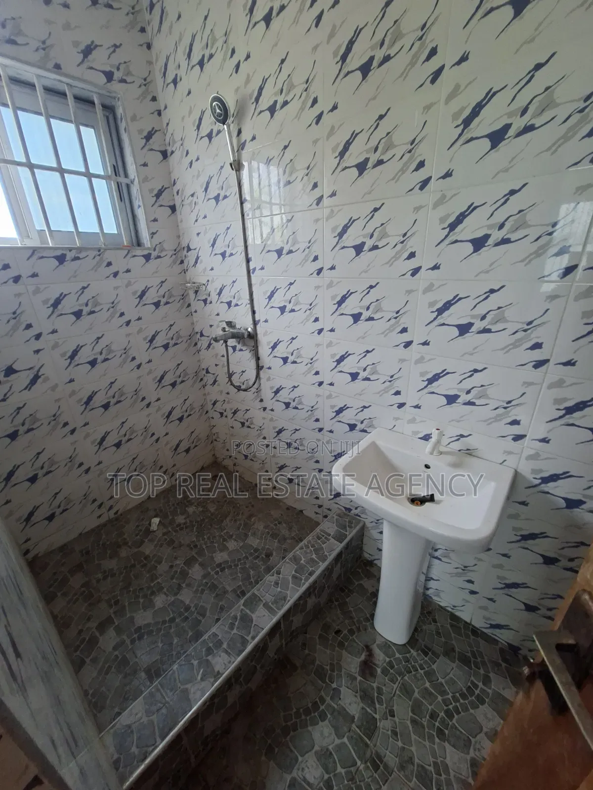 3bdrm Apartment in Atomic Down, Ga East Municipal for rent
