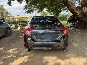 Honda Civic EX Sedan 2019