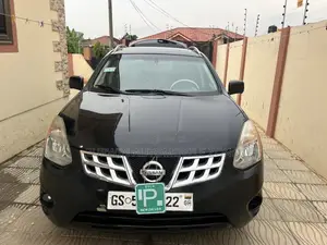 Nissan Rogue 2010 Black