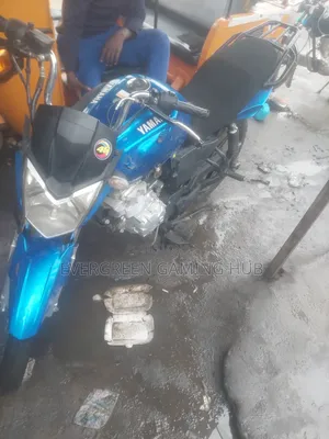 Yamaha 2018 Blue