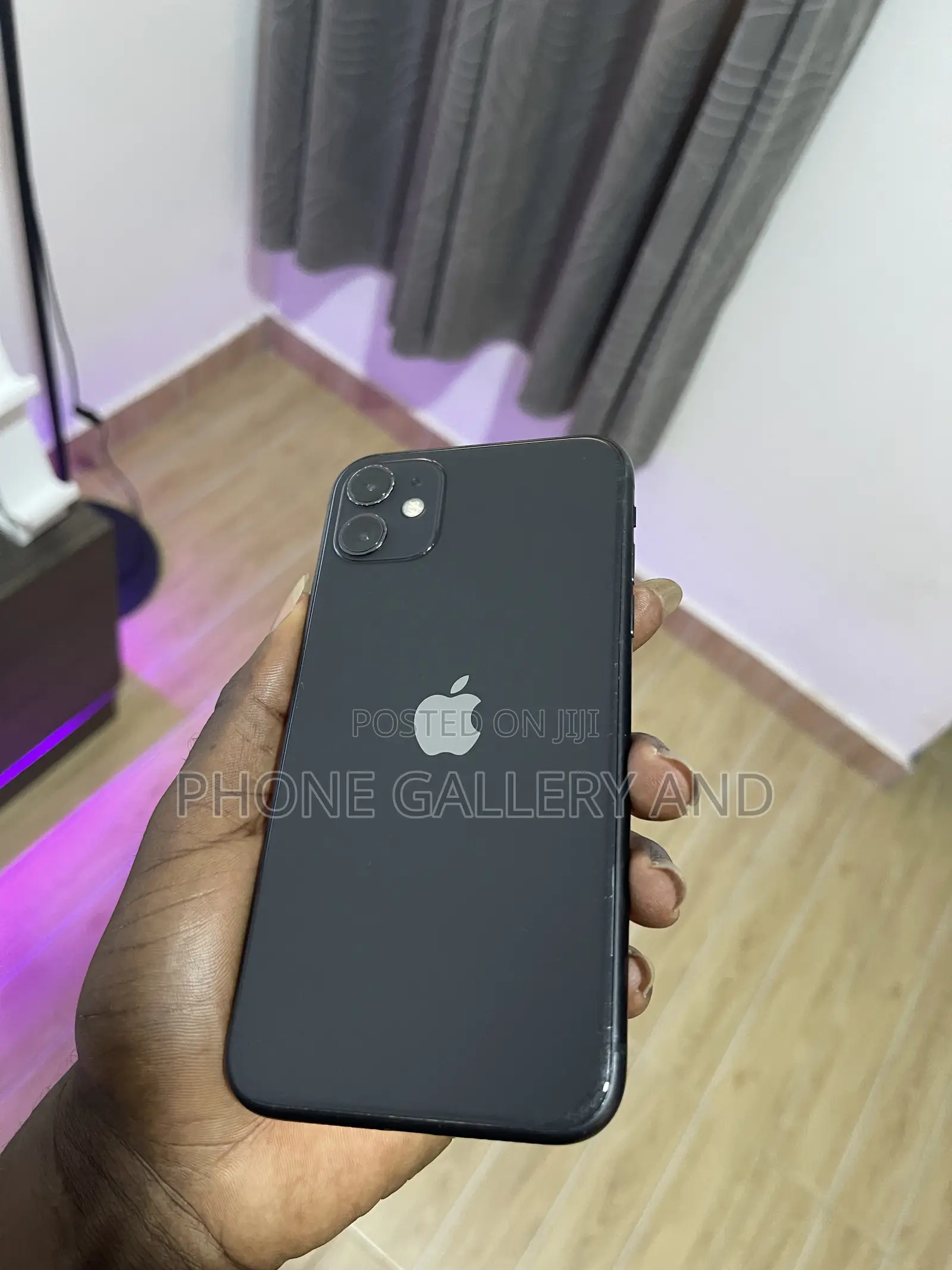 Apple iPhone 11 64 GB Black