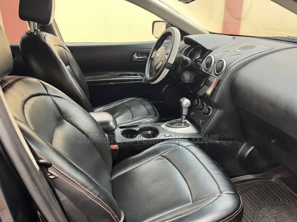 Nissan Rogue 2010 Black