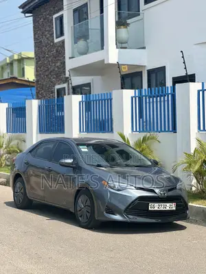 Toyota Corolla LE 4dr Sedan (1.8L 4cyl CVT) 2017 Gray