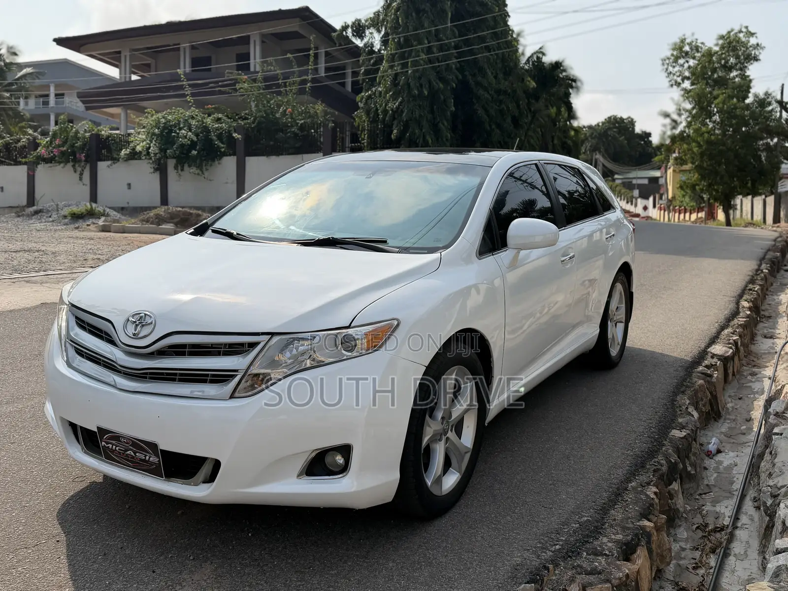 Toyota Venza AWD 2010 White